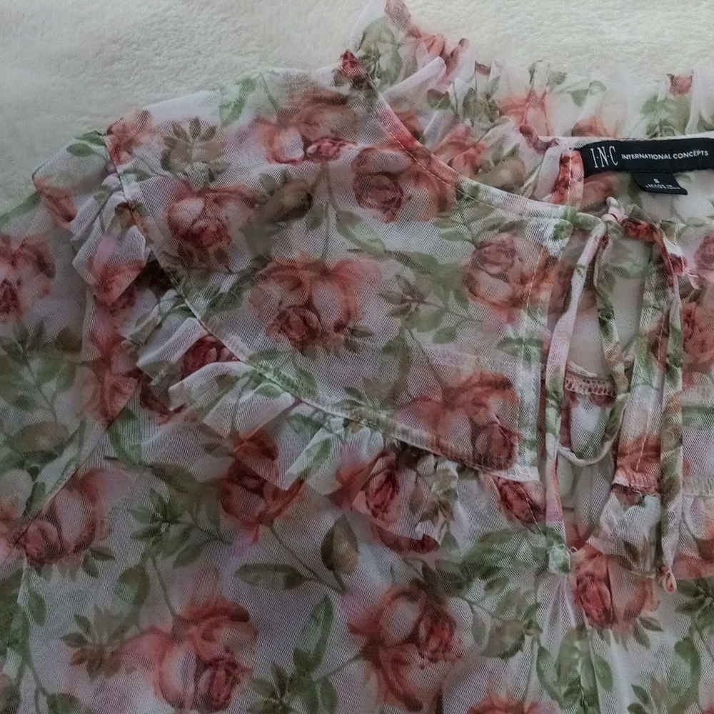 INC International Concepts Pink Rose Floral Chiffon Ruffle Smocked Blouse Small - Picture 15 of 15